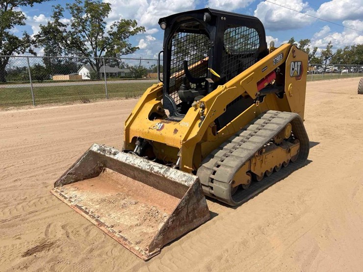 2021-caterpillar-279d3-image-8