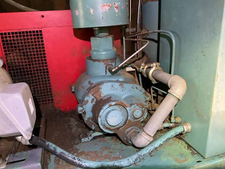 #142-•-gardner-denver-air-compressor-image-12