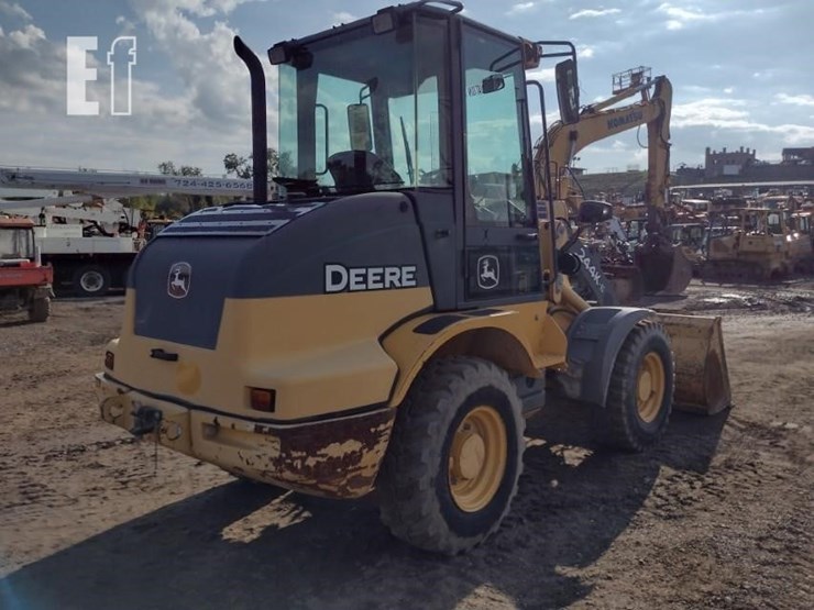 2017-deere-244kii-image-27