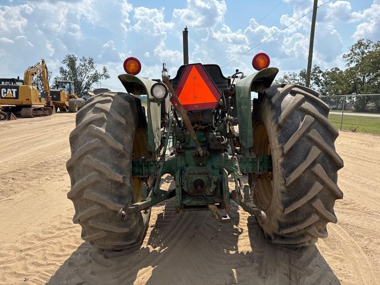 john-deere-2350-image-7