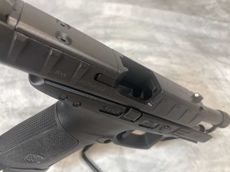 #4799-•-beretta-apx-centurion-9mm-luger-pistol,-sn:-a076450x-image-13