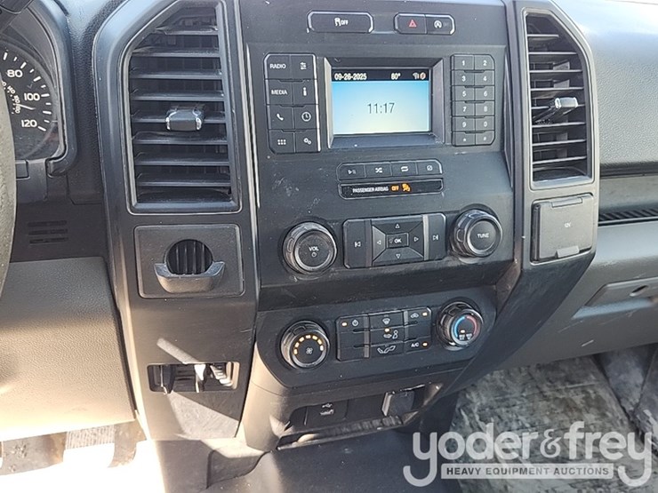 2019-ford-f150-image-29