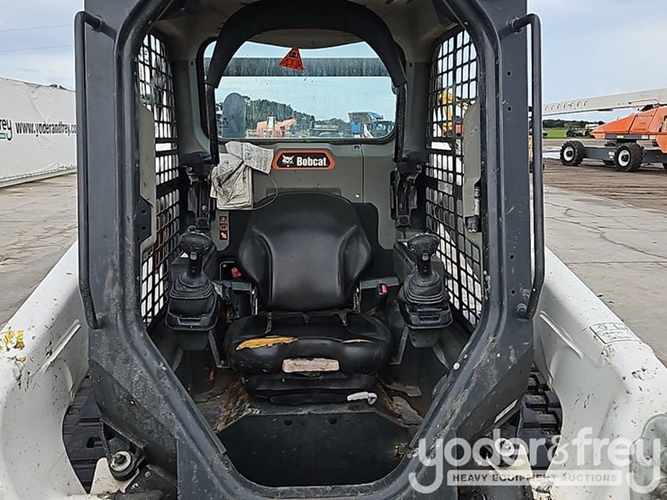 2021-bobcat-t76-image-24