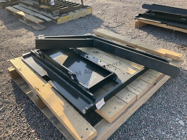 30in-forks-for-stand-up-skid-steer-image-4