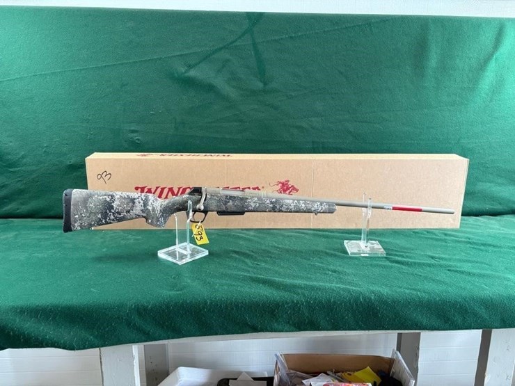 new-winchester-hunter-xpr-325wsm-rifle-image-1