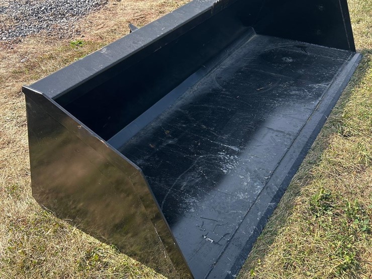 unused-96"-snow-material-bucket-attachment-image-4