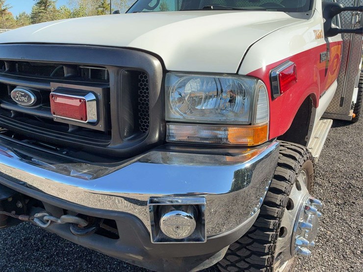 2002-ford-f550-image-3