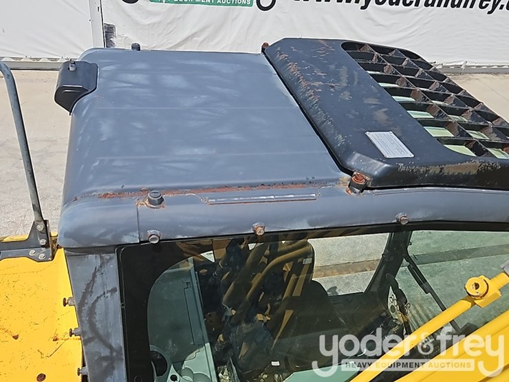 2015-kobelco-sk210-lc-9-image-33