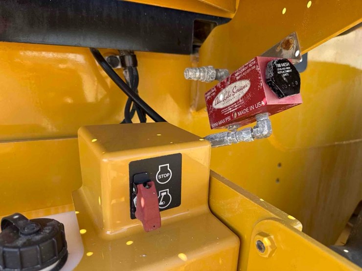 2019-caterpillar-926m-image-15