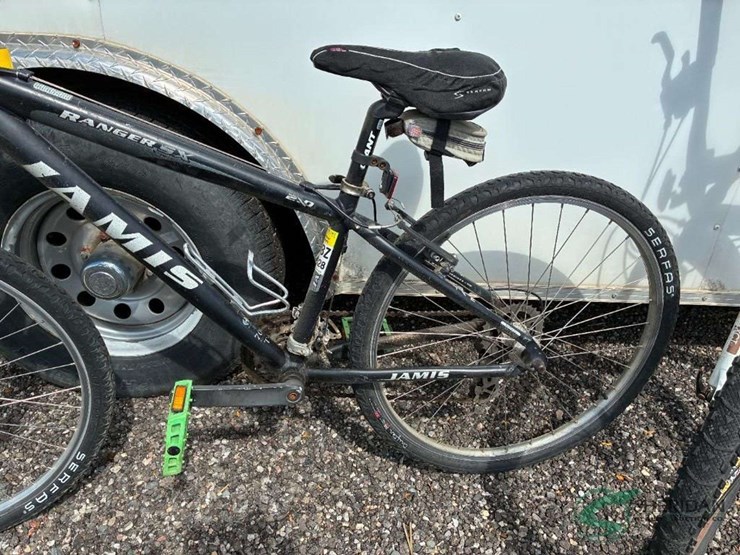 (2)-mountain-bikes-image-3