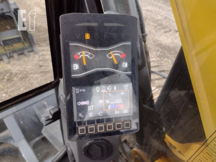 2019-caterpillar-307.5-image-7