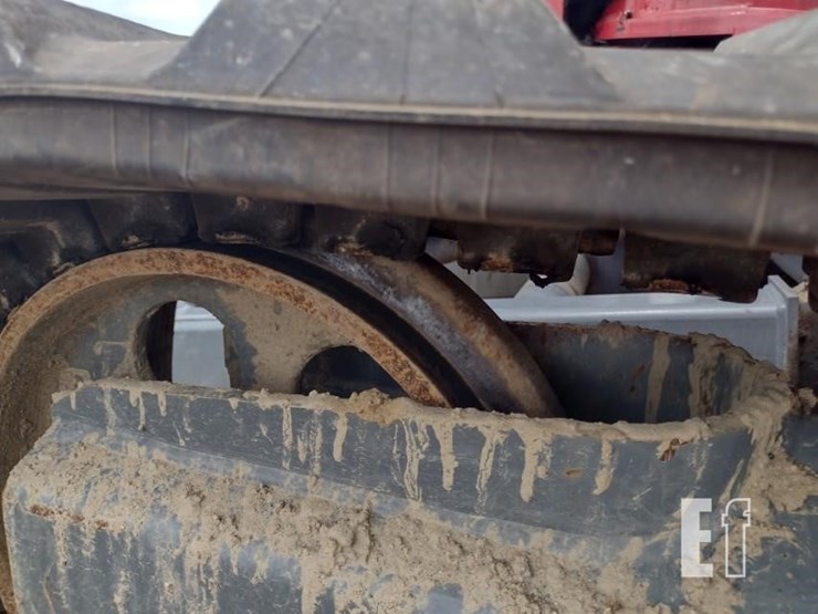 2022-takeuchi-tb290-image-32