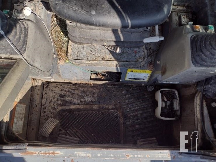 2013-takeuchi-tl12-image-11