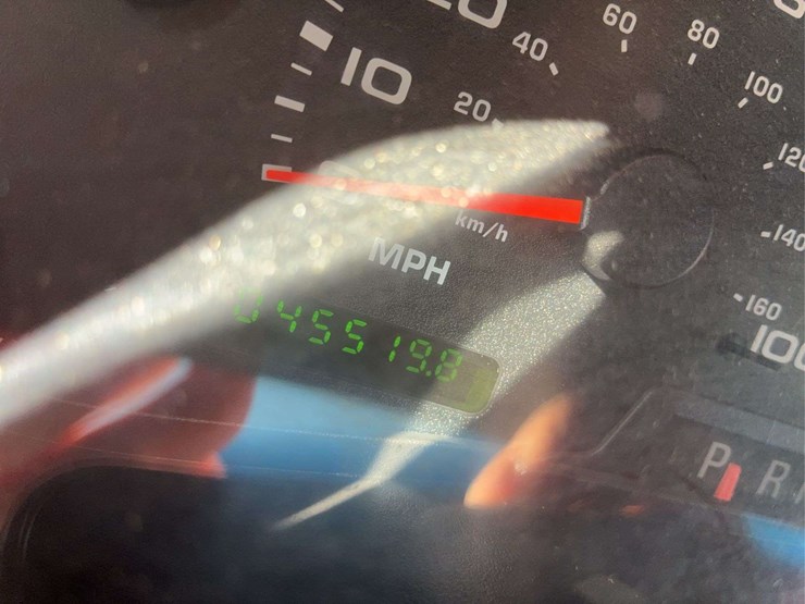 2002-ford-f550-image-40