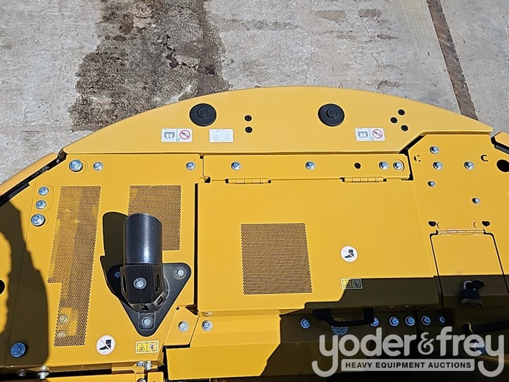 2022-caterpillar-315-gc-image-20