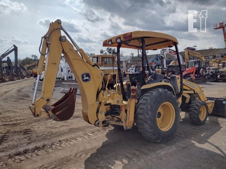 2005-deere-110-image-35