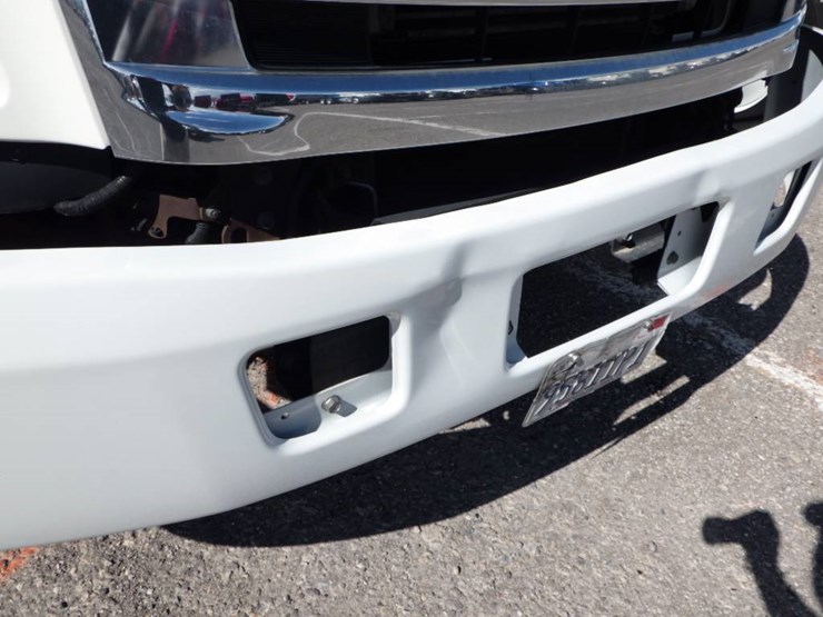 2015-hino-268-image-3
