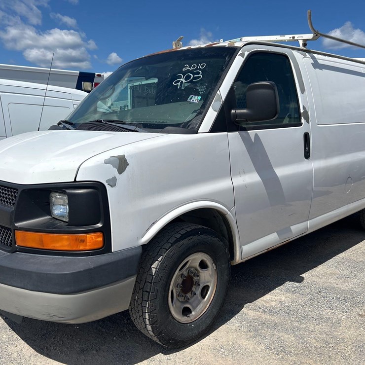 2010 Chevy Express Van
