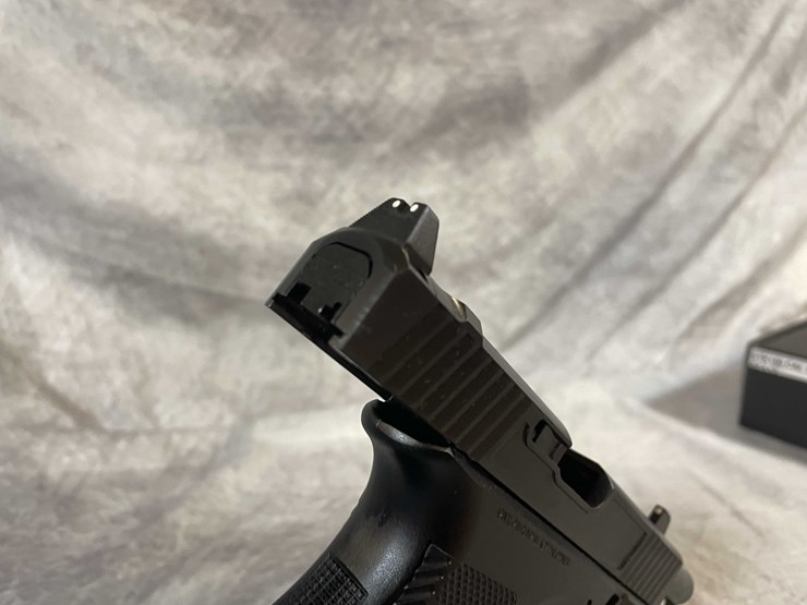#4787-•-rock-island-stk100-9mm-luger-pistol,-sn:-ria2884305-image-14