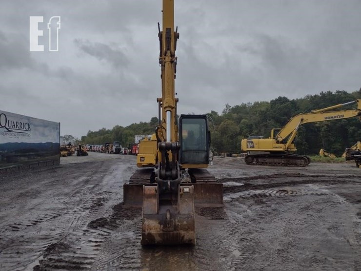 2006-deere-120c-image-2