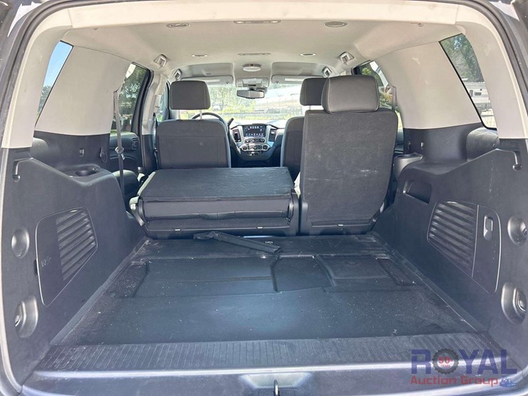 2019-chevrolet-tahoe-image-23