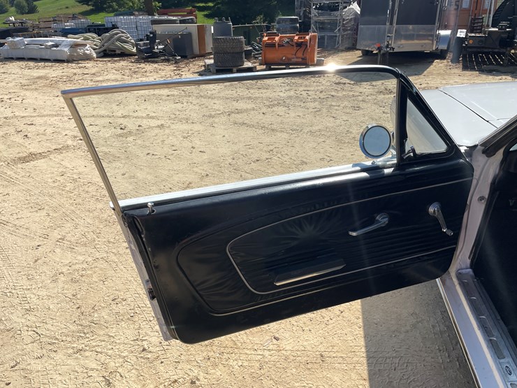 #7017-•-1966-ford-mustang-convertible-(downing,-wi)-(has-wi-title)-image-68