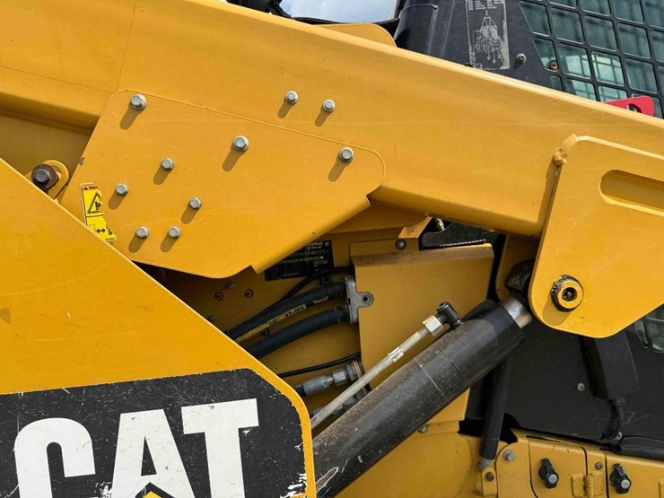 2018-caterpillar-299d2-xhp-image-20