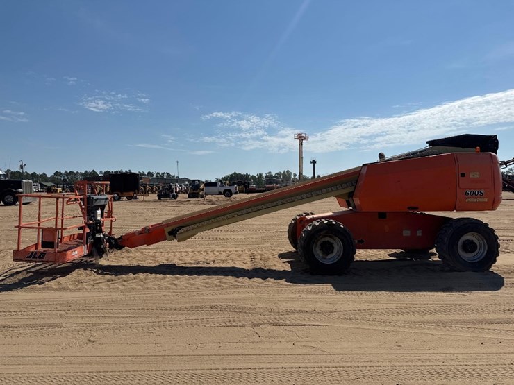 2007-jlg-600s-image-5