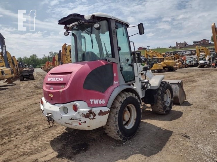 2012-takeuchi-tw65-image-32