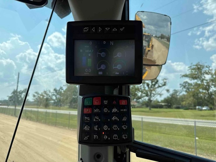 2021-deere-524p-image-29