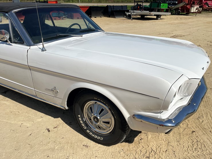 #7017-•-1966-ford-mustang-convertible-(downing,-wi)-(has-wi-title)-image-39