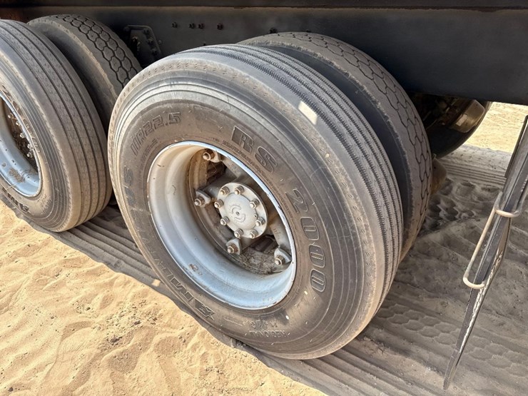 1997-ford-boom-truck-image-9