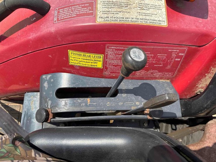 mahindra-2810-image-28