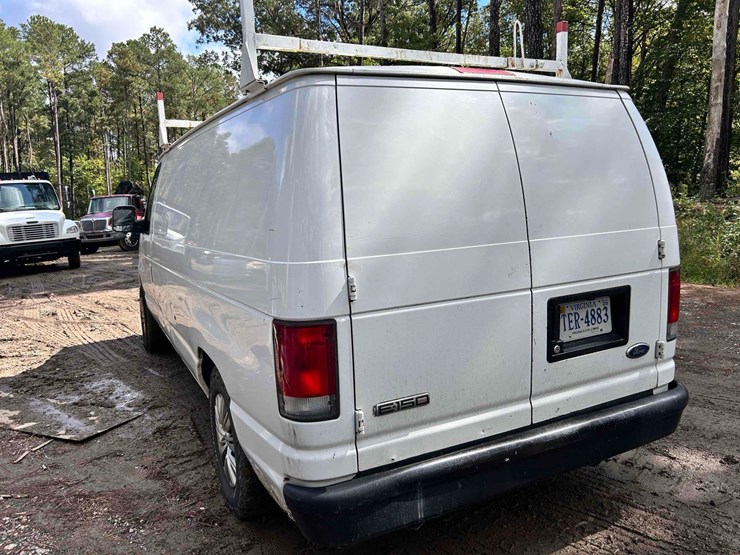 2006-ford-service-van-image-6