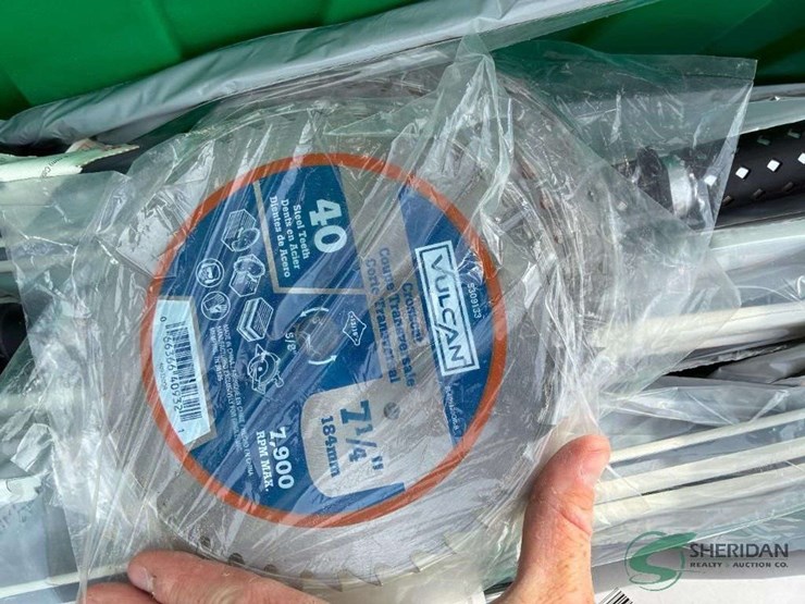 numerous-new-hardware-items-totes-not-included-image-8