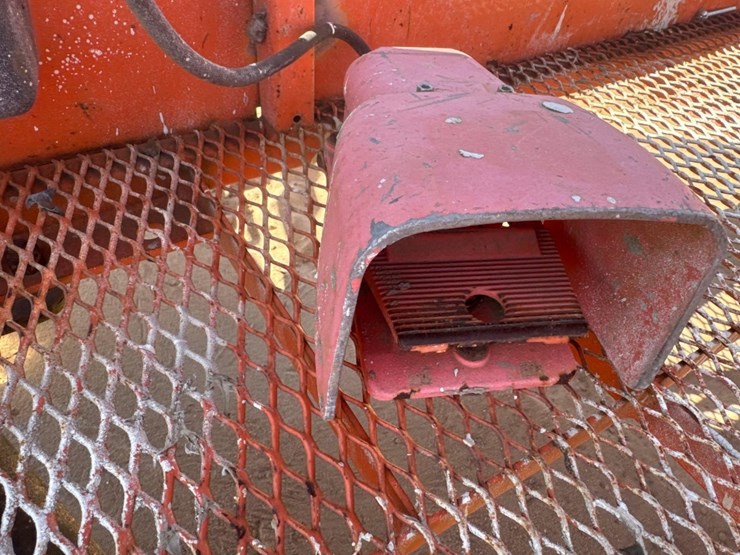 2007-jlg-600s-image-23