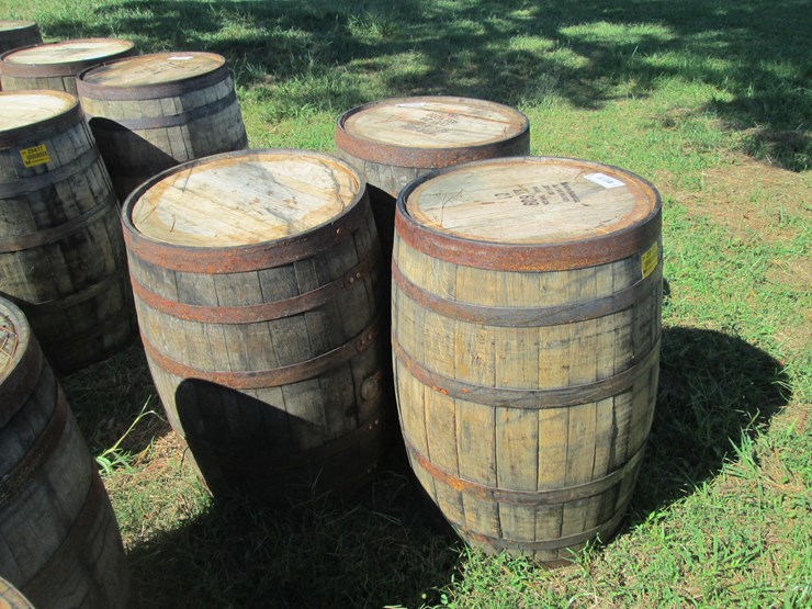 #29405-•-lot-of-(3)-whiskey-barrels-image-2