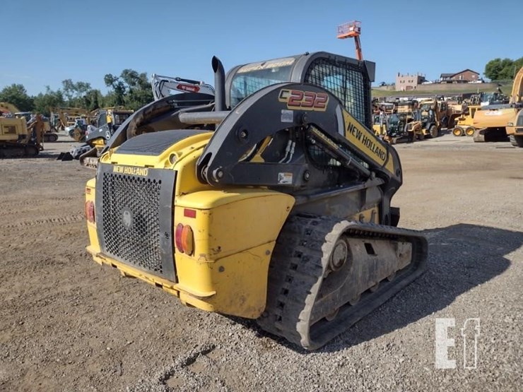 2015-new-holland-c232-image-39