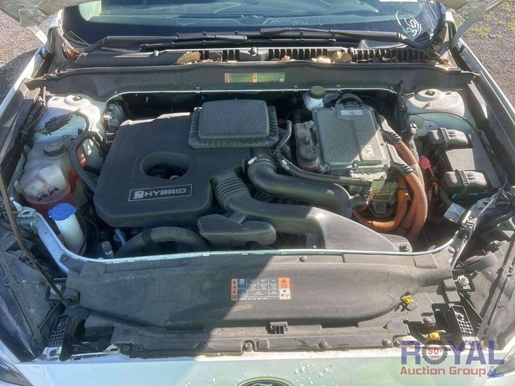2018-ford-fusion-hybird-image-14
