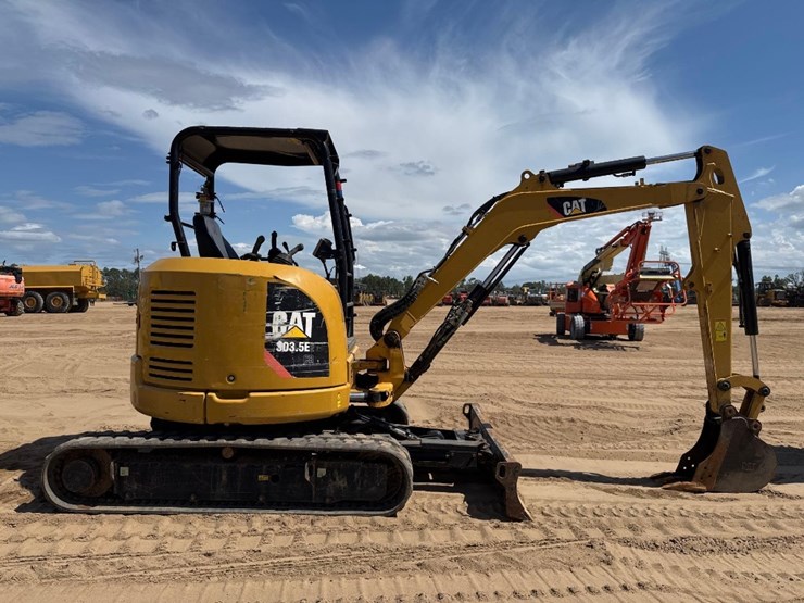 2019-caterpillar-303.5e2-cr-image-5