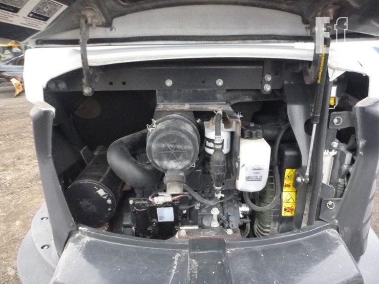 2021-bobcat-e35-image-44
