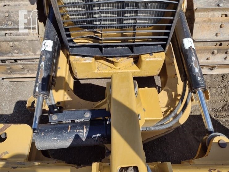 2021-caterpillar-d3-image-18