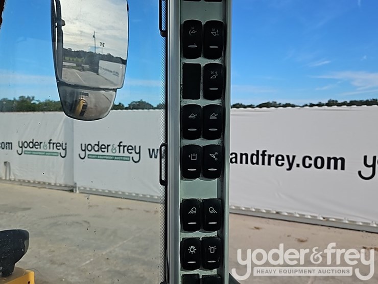 2019-volvo-l70h-image-33