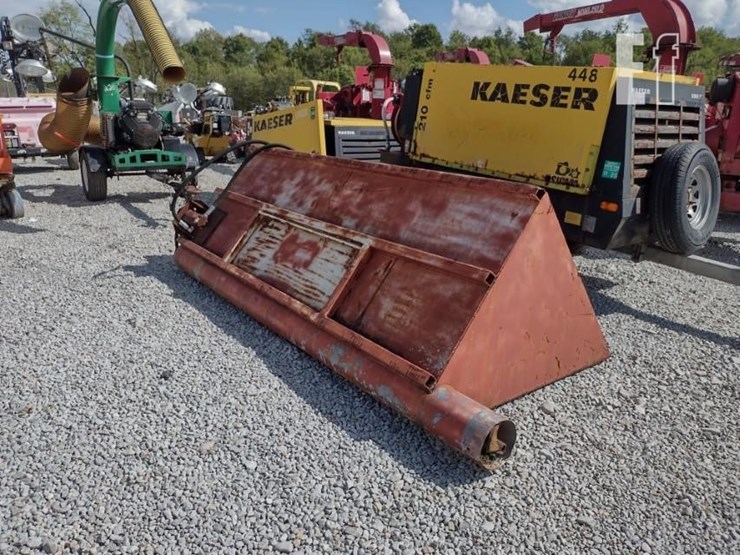 skid-loader-auger-bucket-image-3