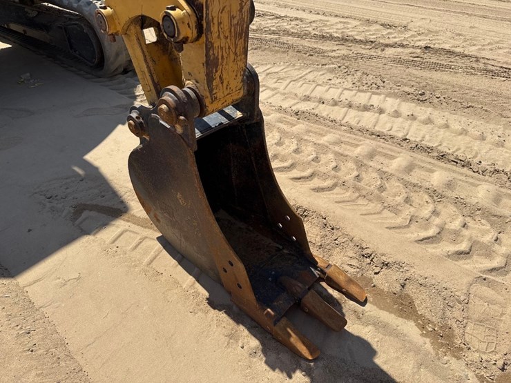 2019-caterpillar-303.5e2-cr-image-20
