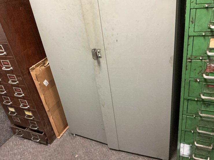 #169-•-steel-parts-closet-image-5
