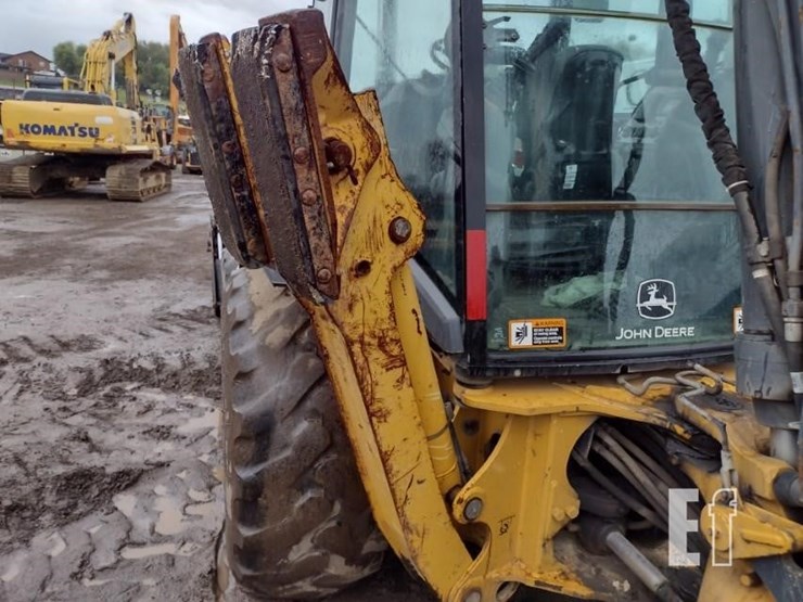 2019-deere-410l-image-28