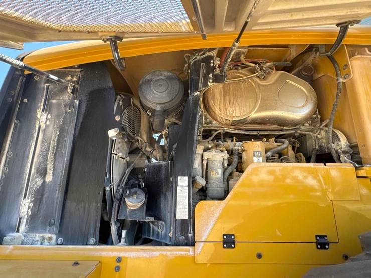 2019-caterpillar-926m-image-13