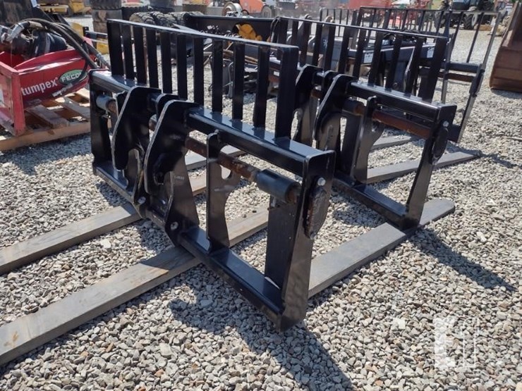 jcb-forklift-assembly-loader-attachments-image-1