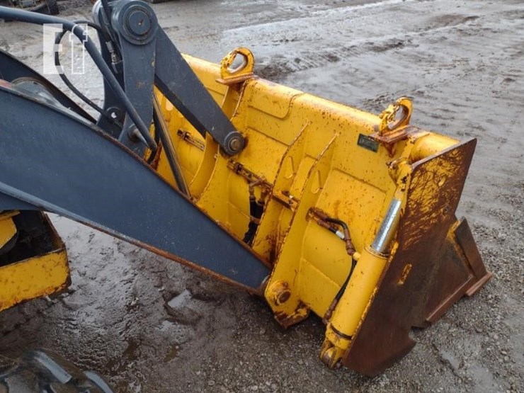 2015-deere-310k-image-21